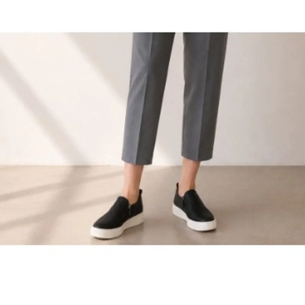 SOUL Naturalizer Women's Black Wide Turner Slip-On Sneaker Size 8.5M‎